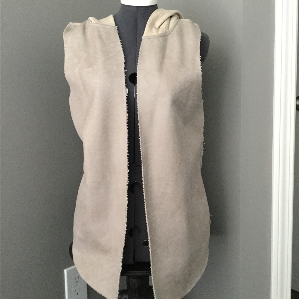 Dylan Vest